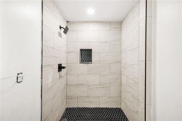 766 Pegg SW Road, Atlanta, GA 30315