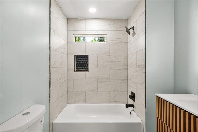 766 Pegg SW Road, Atlanta, GA 30315