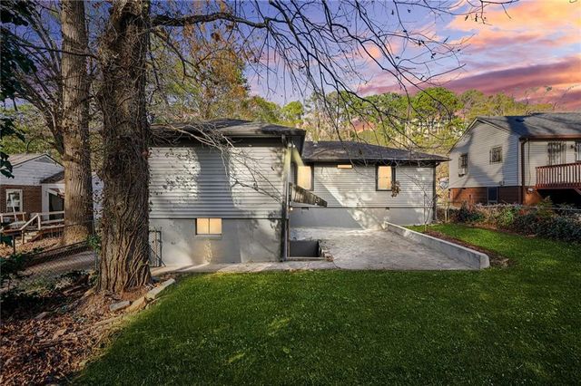 766 Pegg SW Road, Atlanta, GA 30315