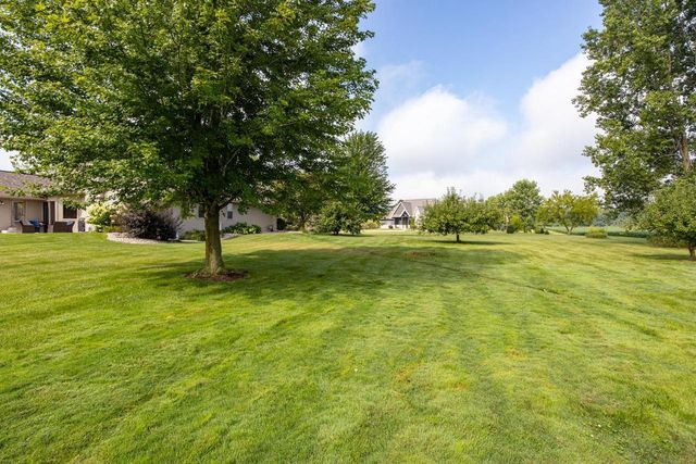 N4326 RED LEAF DRIVE, Appleton, WI 54913