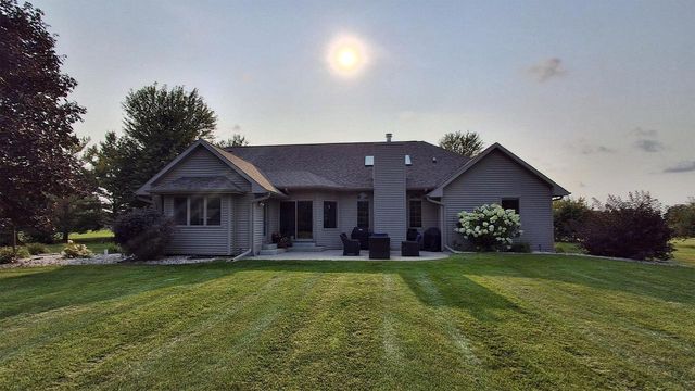 N4326 RED LEAF DRIVE, Appleton, WI 54913