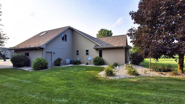N4326 RED LEAF DRIVE, Appleton, WI 54913