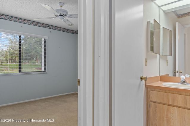 9474 Nakoma Way, Weeki Wachee, FL 34613