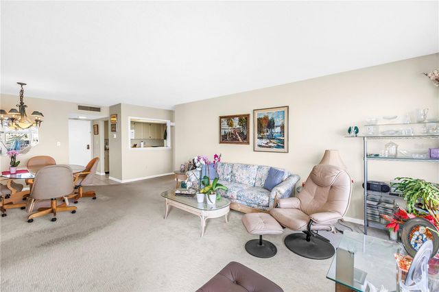 5220 BRITTANY DRIVE S 1204, St Petersburg, FL 33715