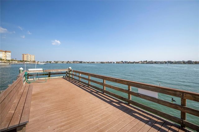 5220 BRITTANY DRIVE S 1204, St Petersburg, FL 33715