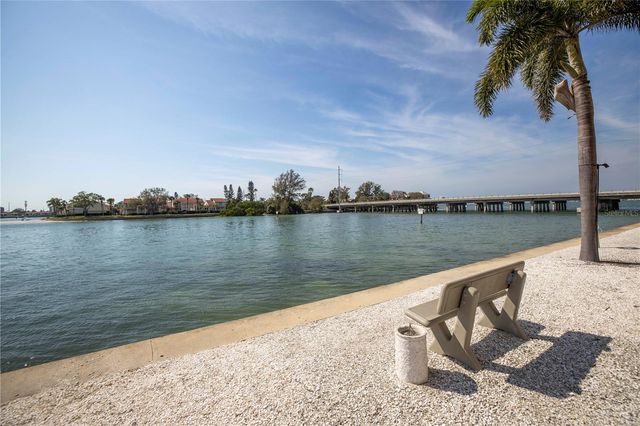 5220 BRITTANY DRIVE S 1204, St Petersburg, FL 33715