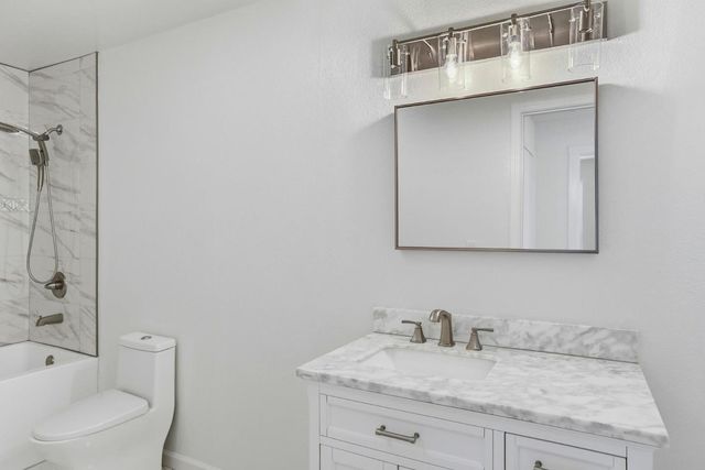 1920 Vista Cay, San Mateo, CA 94404
