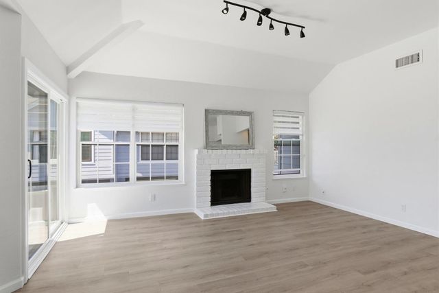 1920 Vista Cay, San Mateo, CA 94404