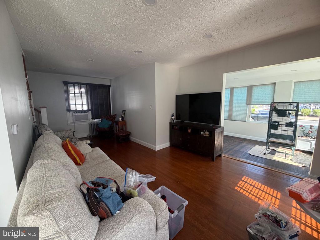 9432 KREWSTOWN RD, PHILADELPHIA, PA 19115 — photo 4