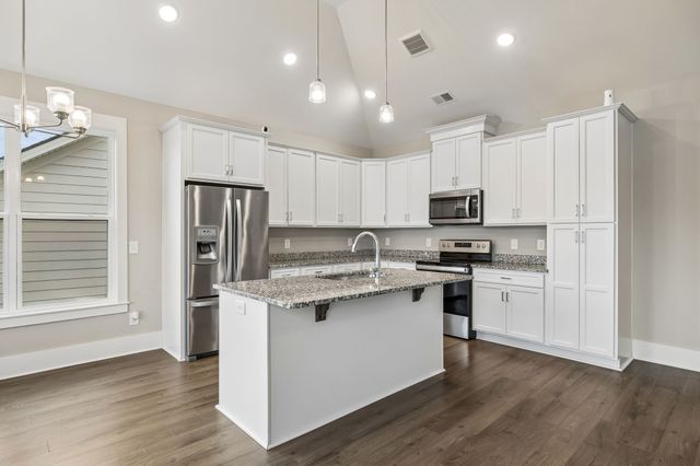 7564 Maggie Dr, Antioch, TN 37013