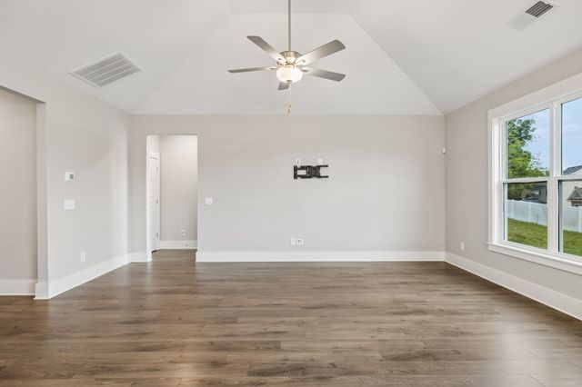 7564 Maggie Dr, Antioch, TN 37013