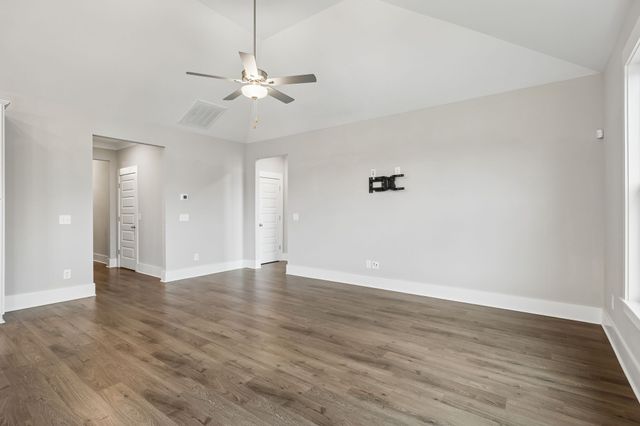 7564 Maggie Dr, Antioch, TN 37013