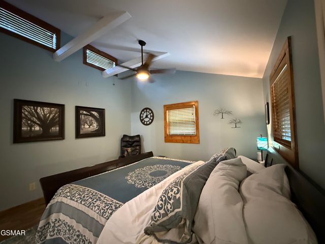 216 Zoder Drive, Gatlinburg, TN 37738