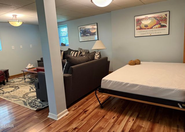 216 Zoder Drive, Gatlinburg, TN 37738