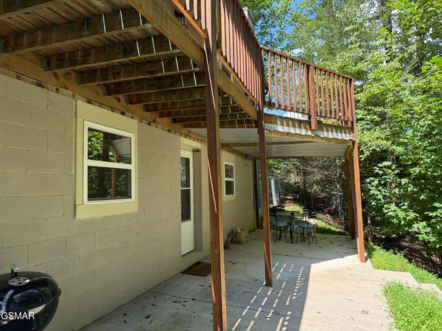 216 Zoder Drive, Gatlinburg, TN 37738