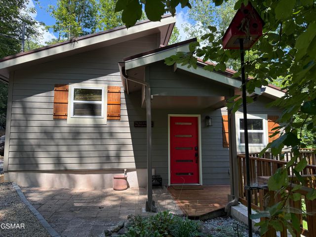 216 Zoder Drive, Gatlinburg, TN 37738