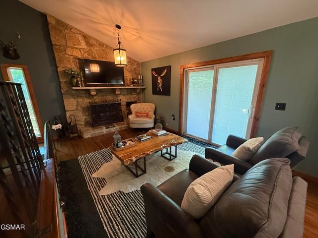 216 Zoder Drive, Gatlinburg, TN 37738