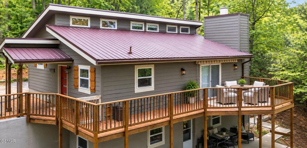 216 Zoder Drive, Gatlinburg, TN 37738
