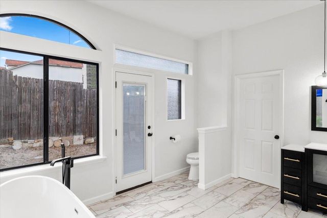 13816 Lake View DR, Austin, TX 78732