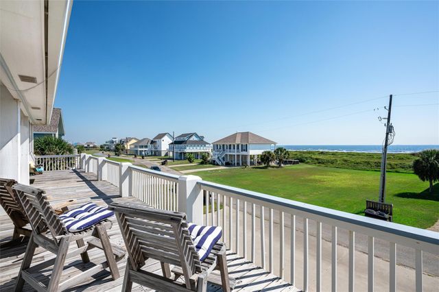 4017 Biscayne Beach Road, Port Bolivar, TX 77650