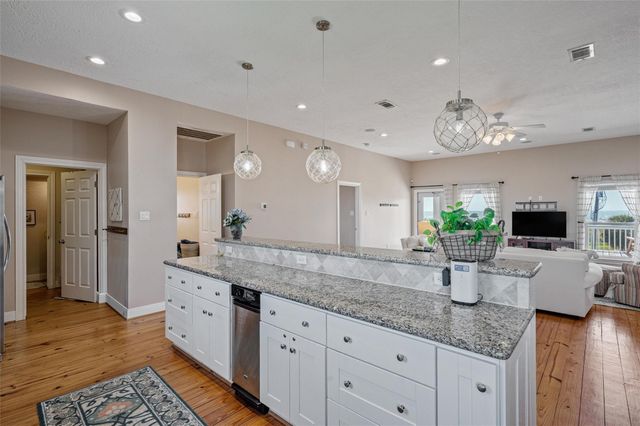 4017 Biscayne Beach Road, Port Bolivar, TX 77650