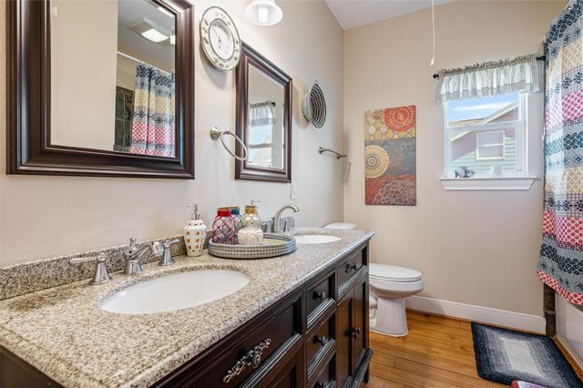 4017 Biscayne Beach Road, Port Bolivar, TX 77650
