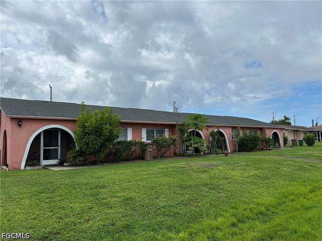 704 SE 46th LN A, Cape Coral, FL 33904