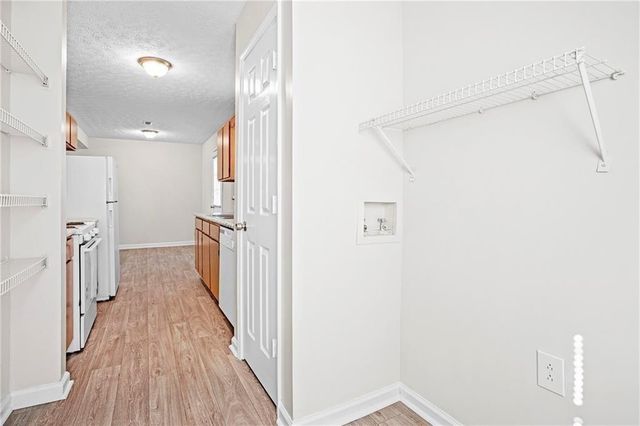 9211 Fairway Court, Riverdale, GA 30274