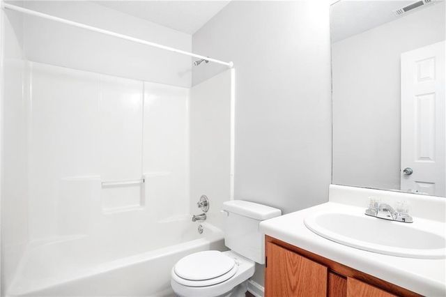 9211 Fairway Court, Riverdale, GA 30274