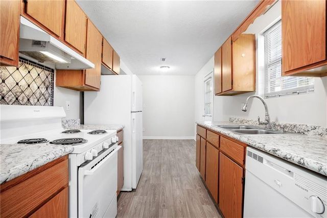 9211 Fairway Court, Riverdale, GA 30274