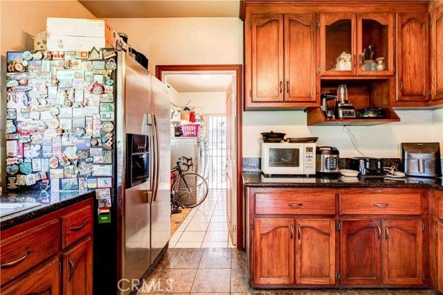 201 S Benton, Los Angeles, CA 90057