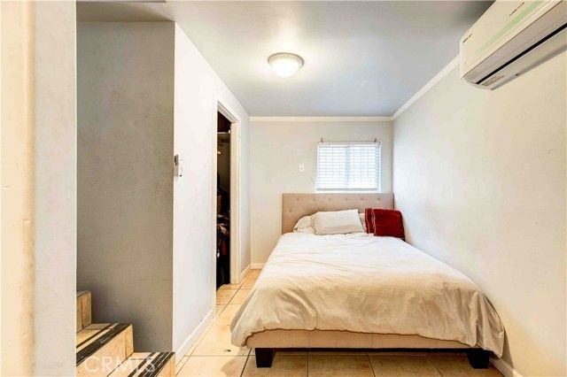 201 S Benton, Los Angeles, CA 90057