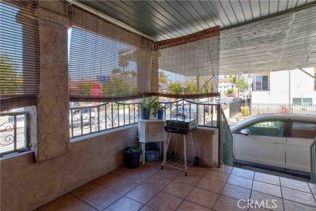 201 S Benton, Los Angeles, CA 90057
