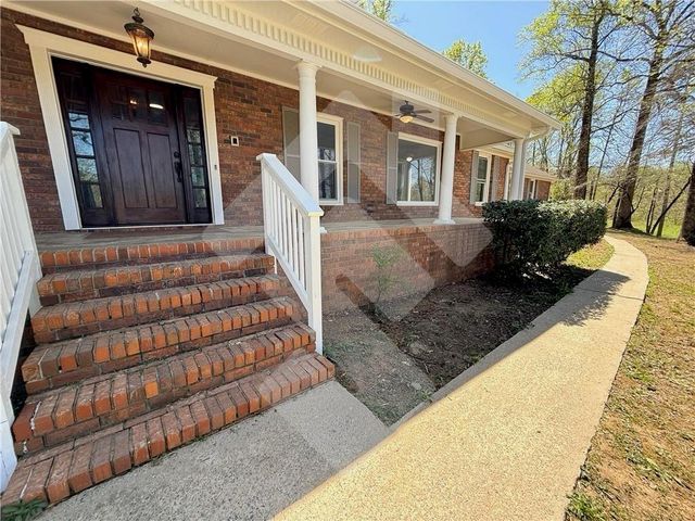 3670 Gravitt Road, Cumming, GA 30040