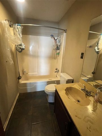 814 Plum Street, Graham, TX 76450