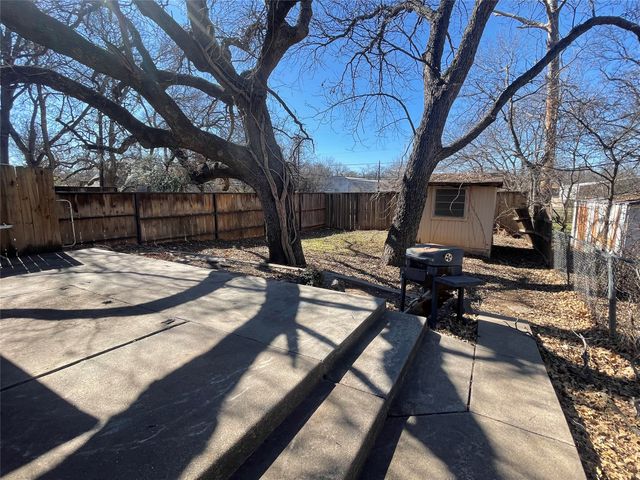 814 Plum Street, Graham, TX 76450