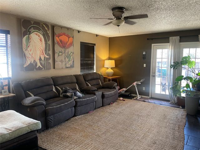 814 Plum Street, Graham, TX 76450