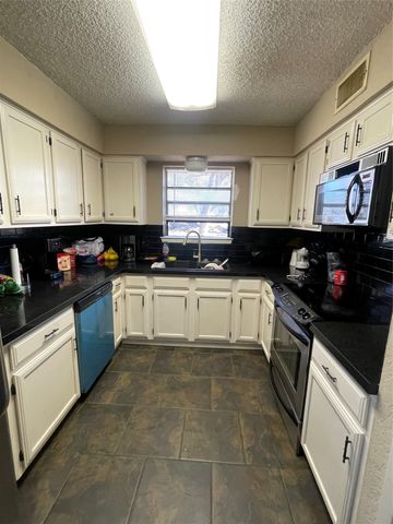 814 Plum Street, Graham, TX 76450