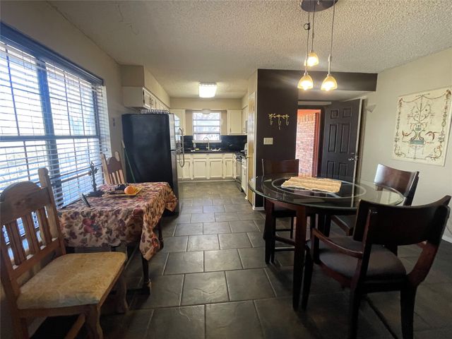 814 Plum Street, Graham, TX 76450