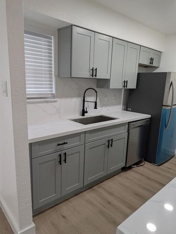 6001 Reims Road 1412, Houston, TX 77036