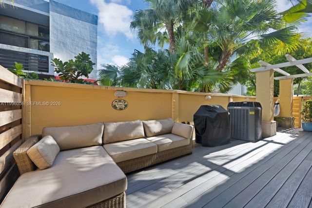 18345 NE 30th Pl 18345, Aventura, FL 33160