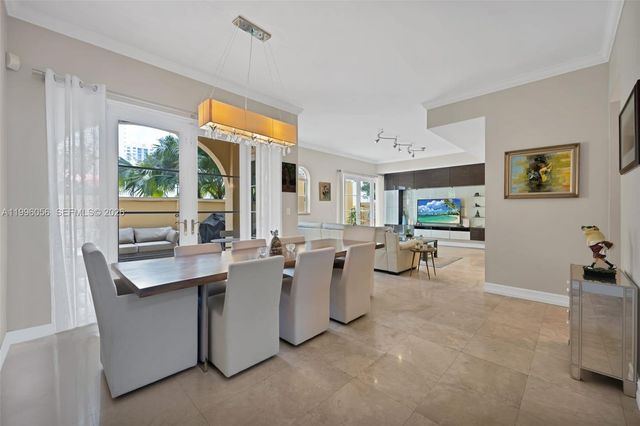 18345 NE 30th Pl 18345, Aventura, FL 33160