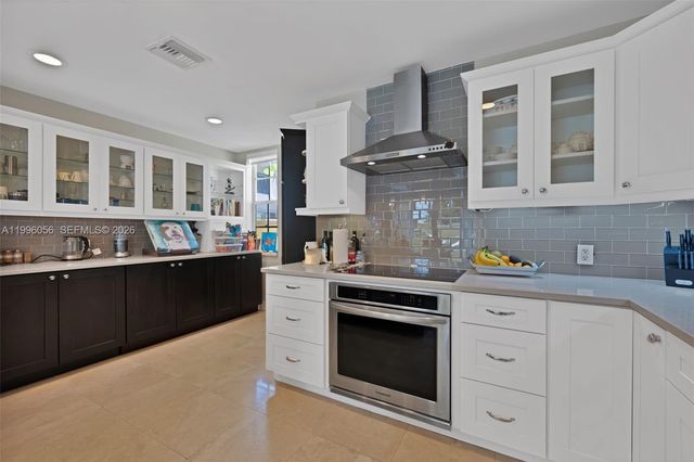 18345 NE 30th Pl 18345, Aventura, FL 33160