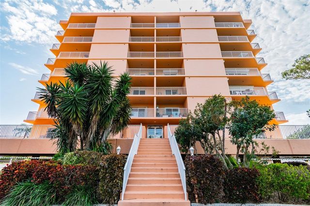 7430 SUNSHINE SKYWAY LANE S 201, St Petersburg, FL 33711