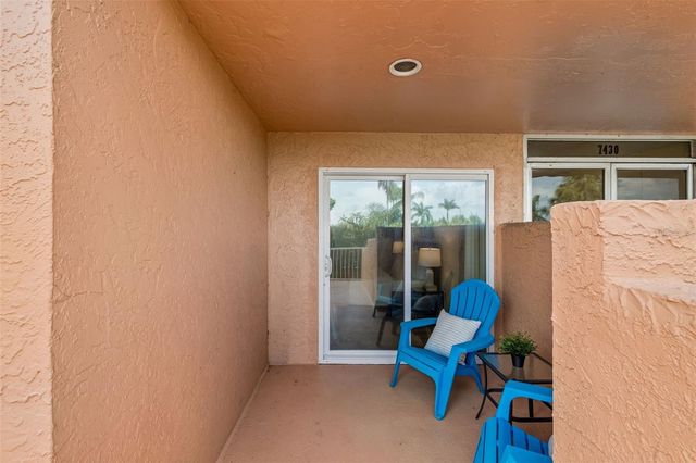 7430 SUNSHINE SKYWAY LANE S 201, St Petersburg, FL 33711