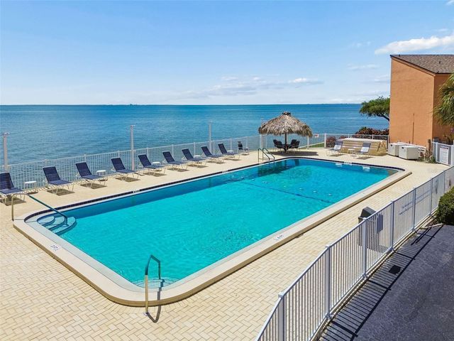 7430 SUNSHINE SKYWAY LANE S 201, St Petersburg, FL 33711
