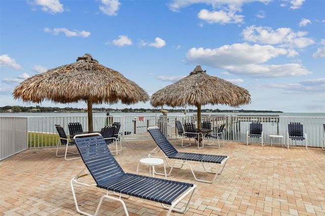 7430 SUNSHINE SKYWAY LANE S 201, St Petersburg, FL 33711