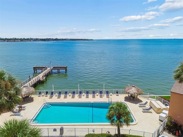 7430 SUNSHINE SKYWAY LANE S 201, St Petersburg, FL 33711