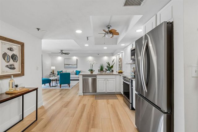 7430 SUNSHINE SKYWAY LANE S 201, St Petersburg, FL 33711
