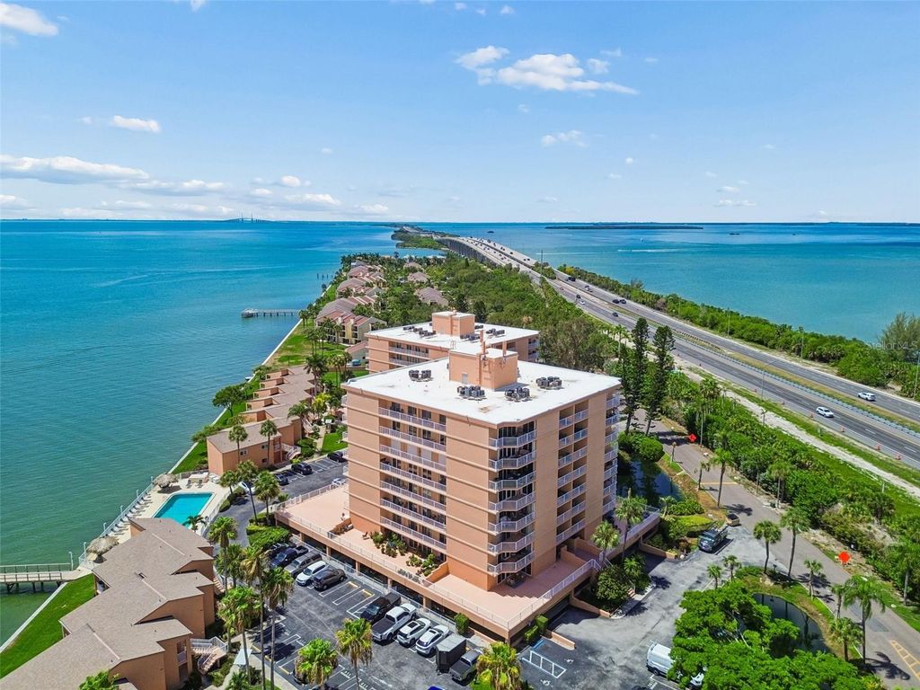 7430 SUNSHINE SKYWAY LANE S 201, St Petersburg, FL 33711